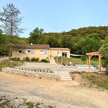 Schoene Im Herzen Der Ardeche Mit Privatem Pool 别墅